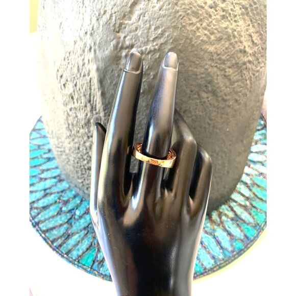 Beautiful Gold Signet ring, SZ 10.75, Mark unidentifiable - Picture 4 of 5